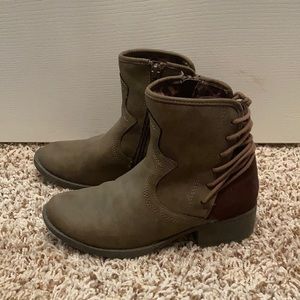 Steve Madden Booties